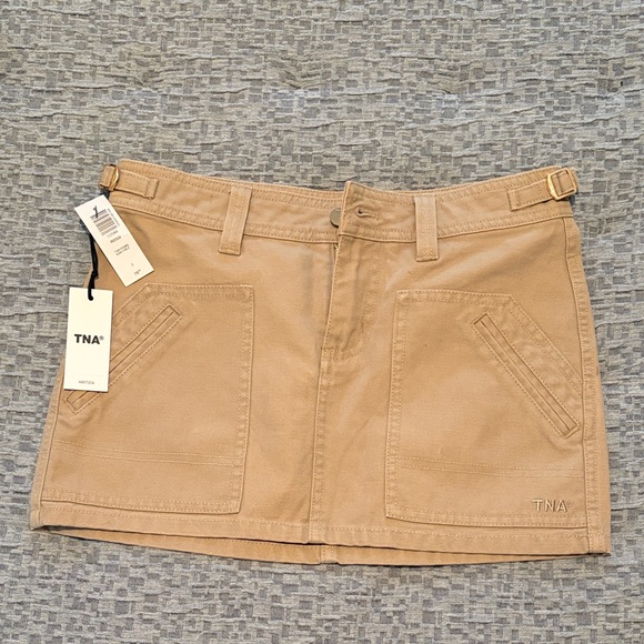 Aritzia Dresses & Skirts - Aritzia TNA Cargo Skirt Size 0